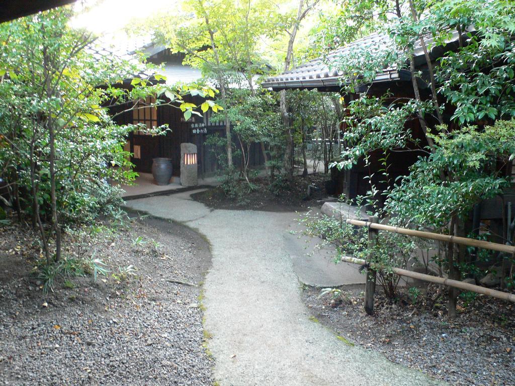Okuaso No Yado Yamanami Hotel Minamioguni Buitenkant foto
